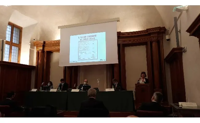 Rapporto Lottomatica-Censis sul gioco: "Per 6 italiani su 10 limiti al settore legale fanno aumentare numero giocatori illegali"