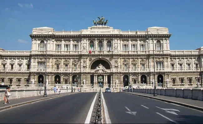 Scommesse e centri esteri, Cassazione: l'intermediazione è reato, irrilevante la possibile discriminazione del bookmaker