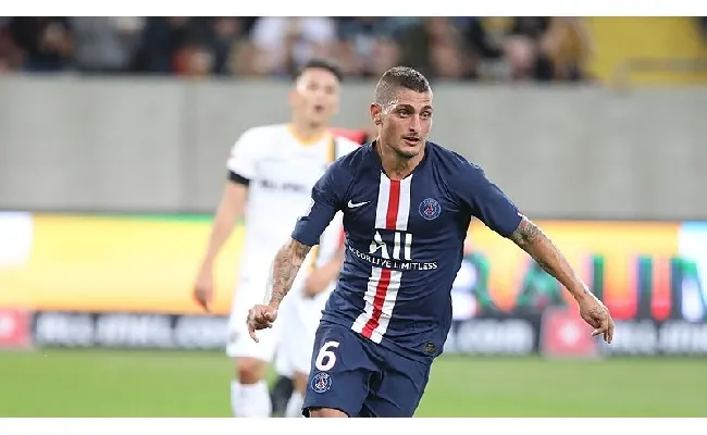Calciomercato Roma, Mou vuole rinforzare il centrocampo: sfumato Frattesi c’è l’opzione Verratti, ma è Van de Beek il favorito per i bookie