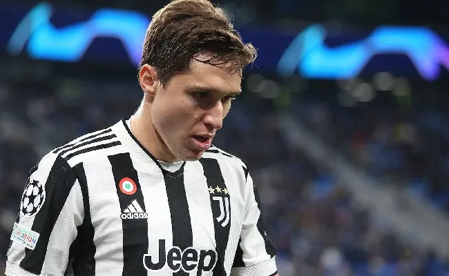 Chiesa, si complica il rinnovo con la Juventus: sprint Roma nelle quote di mercato