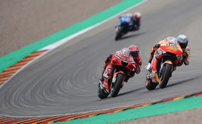 MotoGP, Marc Márquez favorito ma Bagnaia sogna il poker al Mugello. Pecco in trionfo al GP d’Italia a 2,25 su Sisal.it
