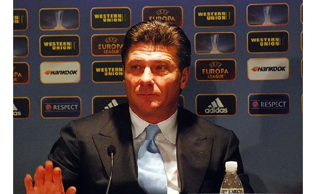 Milan-Napoli: per i bookie Pioli vede i tre punti, Mazzarri punta su Kvara per curare il mal di trasferta