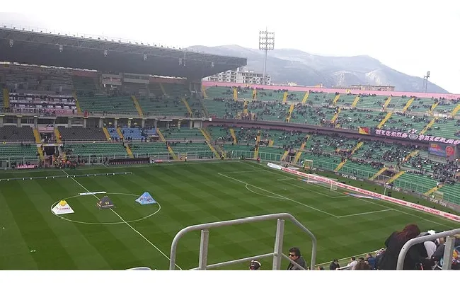 Serie B, parte la caccia alla promozione: Palermo avanti sulla Samp, in quota sfida del gol Brunori-De Luca