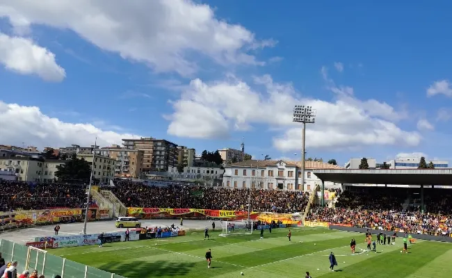 Serie B, playoff: il Catanzaro vuole continuare a stupire, ma i bookie premiano il colpo della Cremonese
