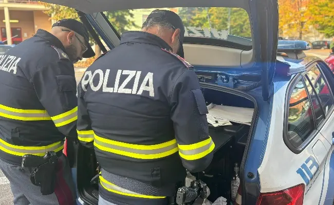Gioco irregolare, controlli della Polizia a Roma: mancato rispetto degli orari di accensione delle slot in due esercizi, sanzioni per 13mila euro