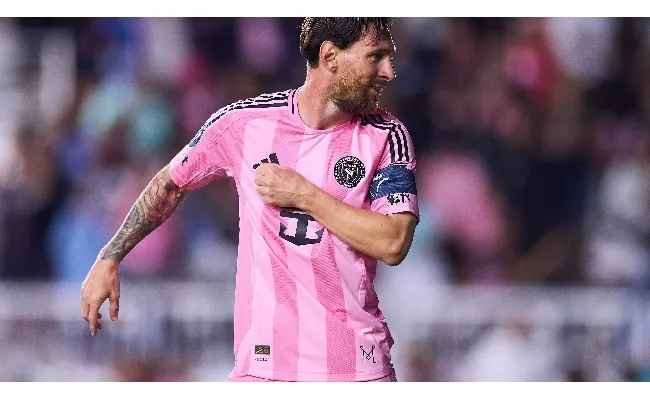 Calciomercato, Fabregas accende l’entusiasmo: i bookie credono nel colpo Como-Messi