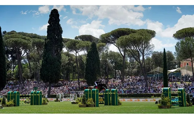 Equitazione, Piazza di Siena vince Italian Tourism Awards per grandi eventi