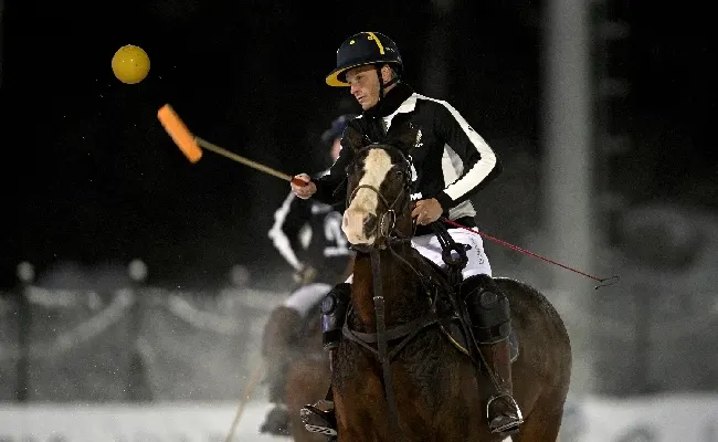 Alfredo Bigatti, il “Maradona del Polo” a Courmayeur: “Posto fantastico, giocare sulla neve è esaltante. Il calcio? Lautaro, Dybala e tifo Inter”