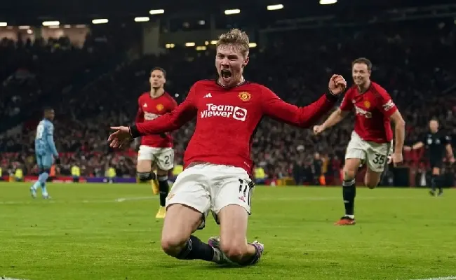 Manchester United, la pazza scommessa di Frank: a 1,68 un taglio di capelli atteso da 493 giorni
