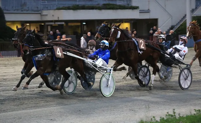 Ippica, Ippodromo di Bologna: lunedì 6 aprile, Pasquetta all'ippodromo con gentlemen e solidarietà. Inizio ore 13:55