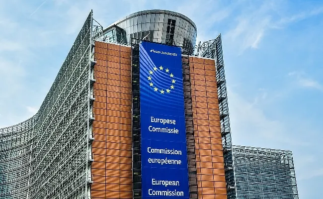 Pubblicità gioco online, interrogazione Parlamento UE: "La Commissione valuti limiti più severi alla promozione sui social media”