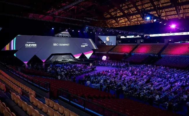 SBC Summit: InsightPlay.ai partner ufficiale per le soluzioni di intelligenza artificiale