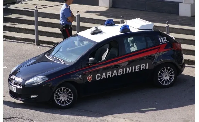 Controlli dei Carabinieri a Cicciano (NA): circolo trasformato in sala scommesse clandestina, proprietario denunciato